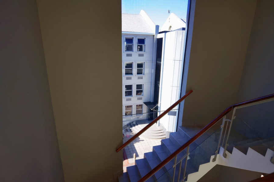 To Let commercial Property for Rent in Rondebosch Western Cape